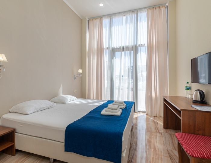 Комфорт 2-местный 1-комн. без б. - Отель «Европа» Гагра